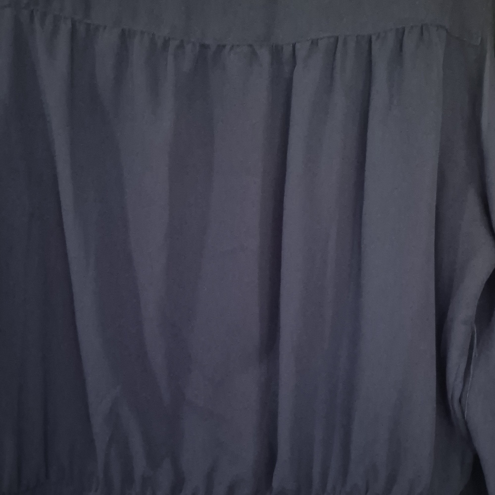Chaus Dark Navy Pleated Front Button Blouse Size 16 - Picture 8 of 10